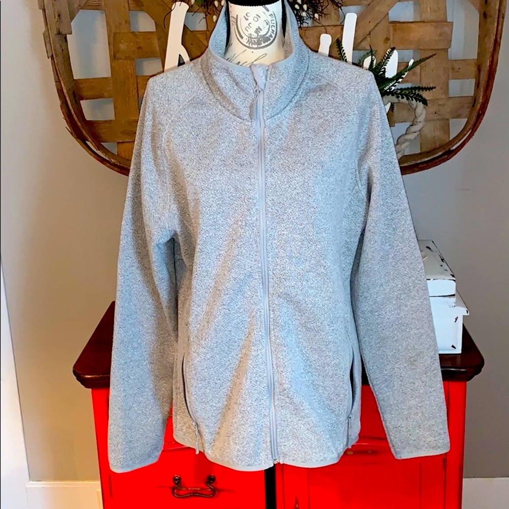 Charlie Paige fleece jacket size M